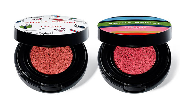 <strong>クッションブラッシュ スプティル （ほお紅）</strong><br /> 既存の021ソルベ ローズと、032スプラッシュ コライユが可愛いソニア リキエルのケースに入って登場！<br /> カラー｜全2色<br /> 価格｜各5600円（税抜）<br /> <br /> <strong>ブラン エクスペール クッションコンパクト ケース （クッションコンパクト ケース）</strong><br /> カラー｜1色<br /> 価格｜各1300円（税抜）<br />