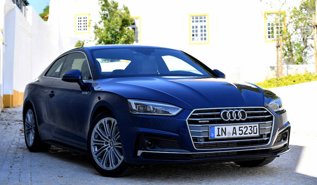 エンジンフードが先端部まで回り込むようになりパワードームとよばれるふくらみも目を惹く