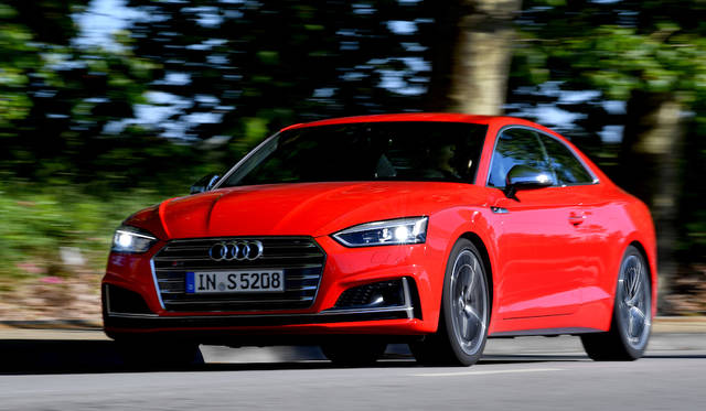 Sクーペのクワトロシステムは通常時60％のトルクを後輪に配分する