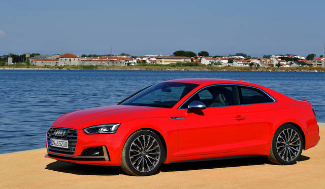 路面状況などによって前輪には最大85％、また後輪には同70％のトルクが瞬時に配分され