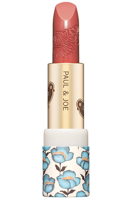 <strong>ポール ＆ ジョー リップスティック CS</strong><br /> くちびるに秋を呼び込む限定リップスティック<br /> 限定品<br /> レフィル　全3色<br /> 価格｜各2000円（税抜）<br /> 発売日｜8月1日（月）<br />