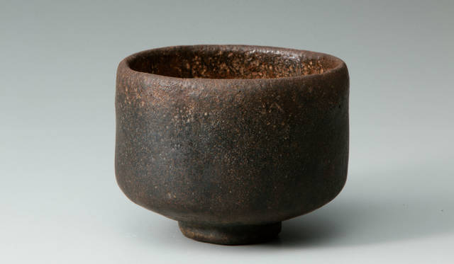 <br>樂家</br> <br>『黒樂茶碗　銘万代屋黒』</br> <br>初代長次郎作</br>
