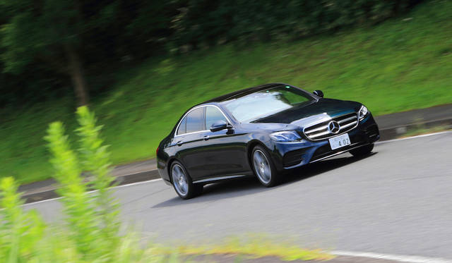Mercedes Benz E Class|メルセデス・ベンツ Eクラス メーカー発表の燃費はリッター14.7km(JC08モード)