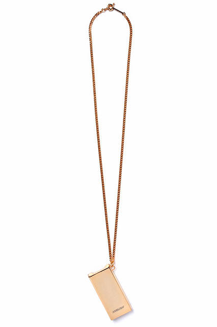 <strong>LIGHTER CASE NECKLACE</strong><br>カラー｜ Gold, Silver <br>価格｜ 9000円（税抜）