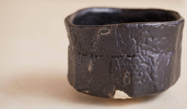 鈴木藏（おさむ）「引出黒茶碗」（345万6000円）