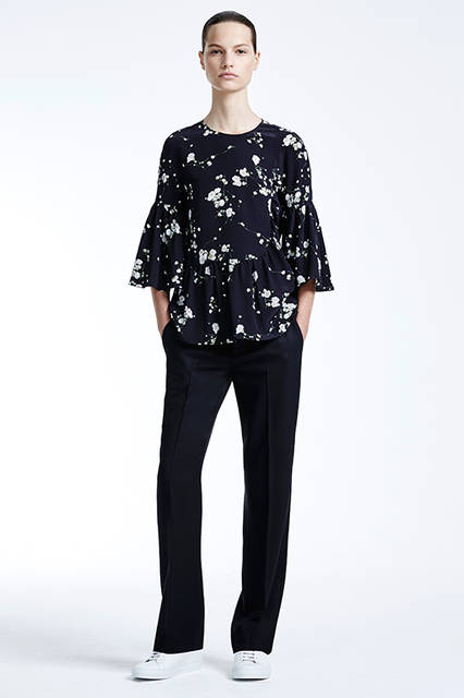 GIVENCHY-ESSENTIALS-FOR-ISETAN-(4)