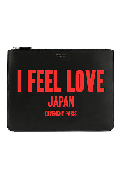 GIVENCHY-ESSENTIALS-MEN-ACCESS-06 I FEEL LOVE JAPAN レザーポーチ 12万6000円(税抜)