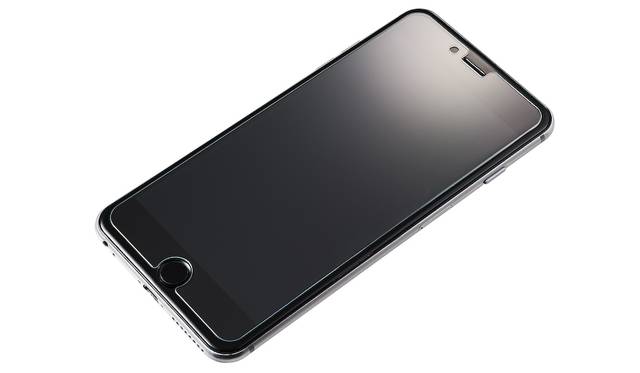 通話時に付きやすいファンデーションなどの汚れを浮かせ、さっと拭き取れる保護ガラス。。iPhone 7、iPhone 7plus用ともに2,500円。9月下旬発売予定