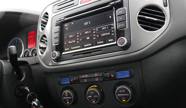 スイス中部のルツェルンでは、スイス/ドイツ双方のラジオ局を受信できる。