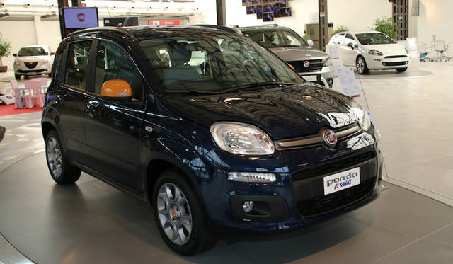 Mirafiori-Motor-Village_020 スポーツウェア・ブランド「K-WAY」とのコラボレーションによるフィアット・パンダ1.2特別仕様