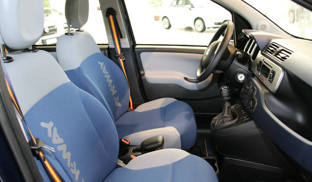 Mirafiori-Motor-Village_021 スポーツウェア・ブランド「K-WAY」とのコラボレーションによるフィアット・パンダ1.2特別仕様