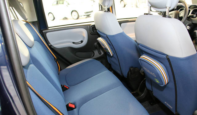 Mirafiori-Motor-Village_022 スポーツウェア・ブランド「K-WAY」とのコラボレーションによるフィアット・パンダ1.2特別仕様