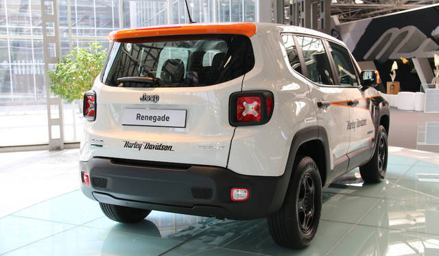 Mirafiori-Motor-Village_038 ジープ・レネゲード「ハーレー・ダビッドソン」仕様