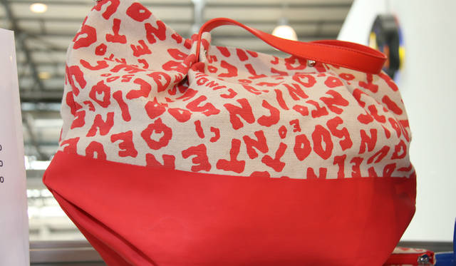 Mirafiori-Motor-Village_051 トートバッグ。59.9ユーロ(約7,600円)