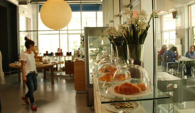 Mirafiori-Motor-Village_056 併設の「ミラフィオーリ・カフェ」