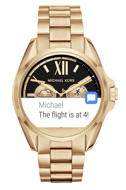 <strong>MICHAEL KORS ACCESS <br>スマートウォッチ</strong>BRADSHAW<br>4万5000円（税抜）<br><br>フォッシル グループ傘下の「マイケル・コース」から登場する新作モデル。画像は時計画面上に着信メッセージが表示された状態だが、アートワークが緻密で非常に美しく、一瞬、針式と見間違えるほど。