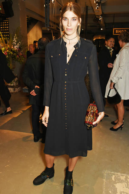 670357939BS012_Burberry_Sep