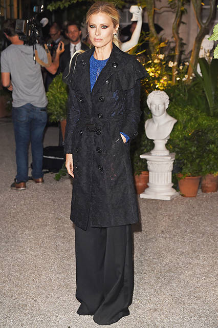 670357939BS065_Burberry_Sep