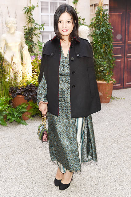 670357939RH00027_Burberry_S