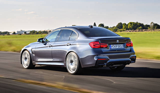 BMW M3 30 Jahre|ビー・エム・ダブリュー M3 ドライスィッヒ ヤーレ 010