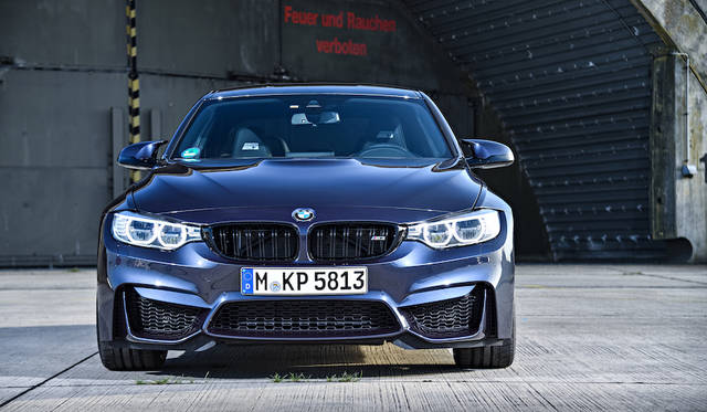 BMW M3 30 Jahre|ビー・エム・ダブリュー M3 ドライスィッヒ ヤーレ 015