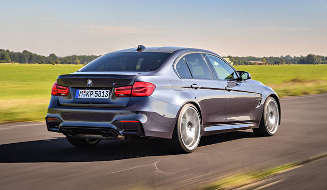 BMW M3 30 Jahre|ビー・エム・ダブリュー M3 ドライスィッヒ ヤーレ 023