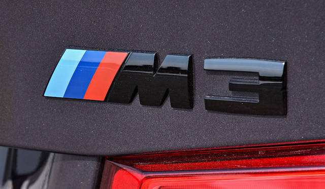 BMW M3 30 Jahre|ビー・エム・ダブリュー M3 ドライスィッヒ ヤーレ 027
