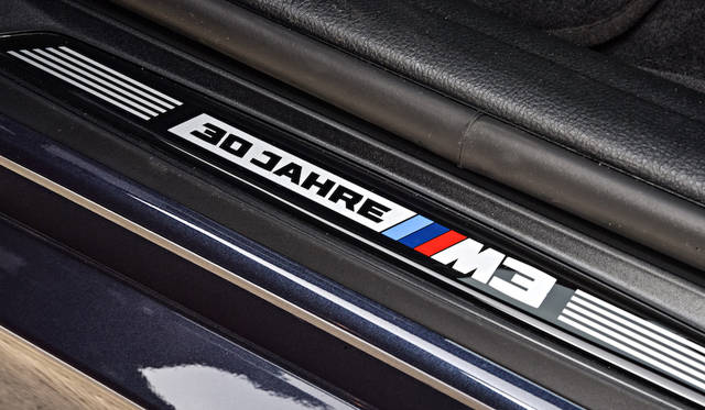 BMW M3 30 Jahre|ビー・エム・ダブリュー M3 ドライスィッヒ ヤーレ 029