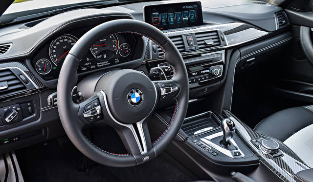 BMW M3 30 Jahre|ビー・エム・ダブリュー M3 ドライスィッヒ ヤーレ 031