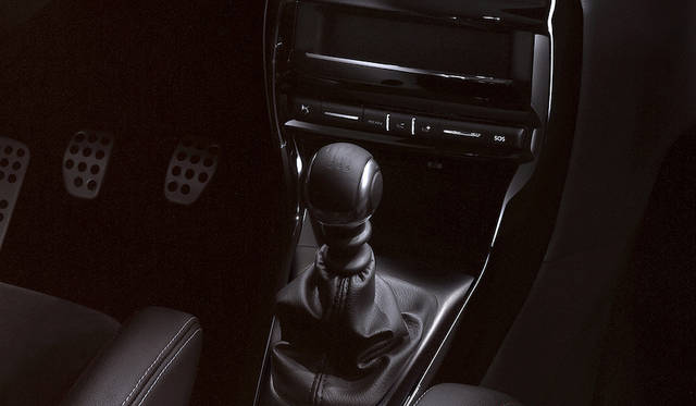 ※日本仕様は右ハンドル