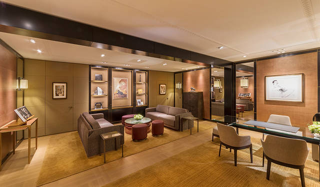 2階の「ルイ・カルティエ」サロンはまさしくフランス上流階級の個人邸宅におとずれたよう<br>Jimmy Cohrssen ©Cartier