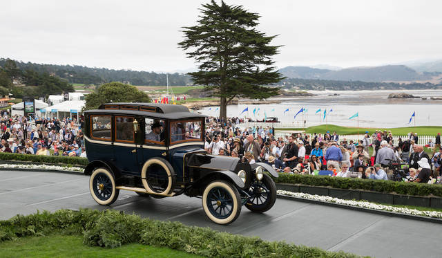 Pebble Beach Concours d’Elegance 2016 |ペブルビーチ・コンクールデレガンス 2016 016 世界的に最も名の知れた才能あふれる写真家でありペブルビーチのコンクール・デレガンスで審査員も務めていたアンセル・アダムスにちなんだ「アンセル・アダムス賞」はALCOモデル6ベルリーネ・リムジン(1913年)に Copyright © Kimball Studios / Courtesy of Pebble Beach Concours d'Elegance