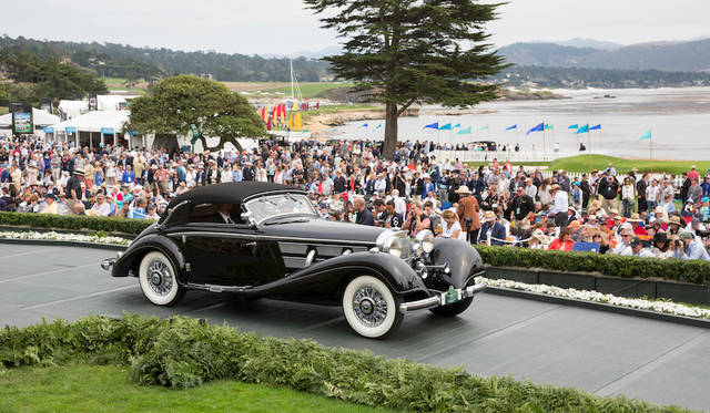 Pebble Beach Concours d’Elegance 2016 |ペブルビーチ・コンクールデレガンス 2016 026 「メルセデス・スター・オブ・エクセレンス」賞は歴史的なメルセデスにということで540Kカブリオレ(37年)に贈られた Copyright © Kimball Studios / Courtesy of Pebble Beach Concours d'Elegance