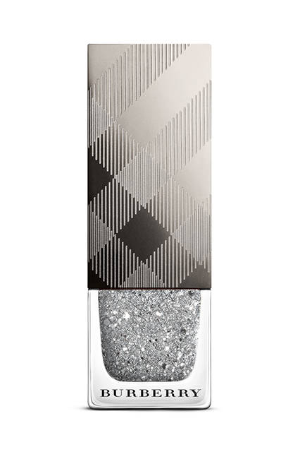 バーバリー ネイルポリッシュ 3色 306 (Ruby Glitter) /451 (Gold Glitter）/453 (Silver Glitter) 各2500円（税抜）