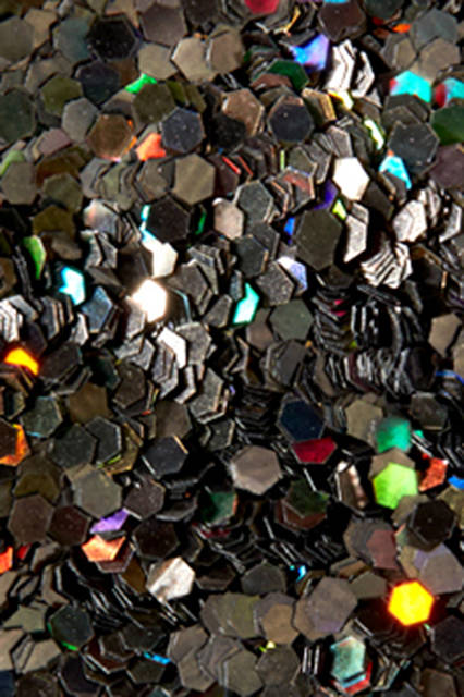 バーバリー シマーダスト ルースグリッター 2色 GOLD / BLACK 各3000円（税抜）