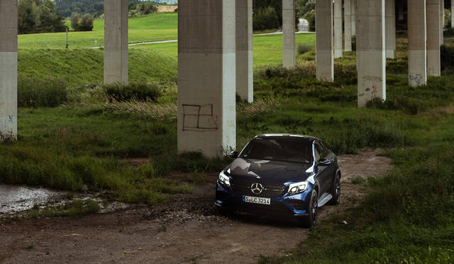 ルーマニアの郊外で