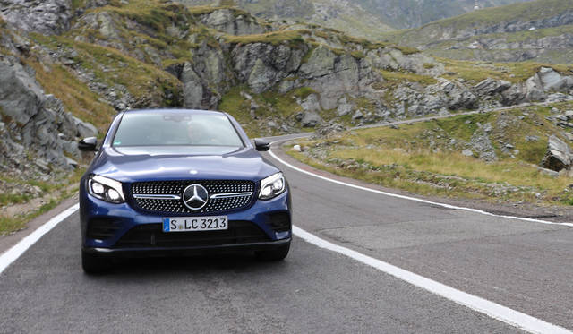 トランスファガラシャンの山岳路にて