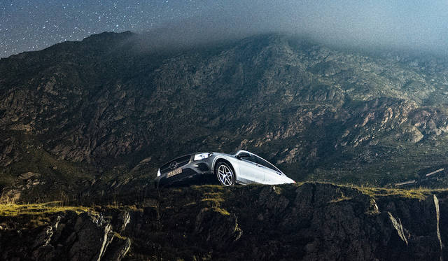 フルタイム4WDシステムで悪路もこなすが乗り味は乗用車的