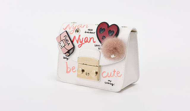 HarunaKojima_1 <strong>Haruna Kojima<br> 小嶋陽菜 / タレント</strong>