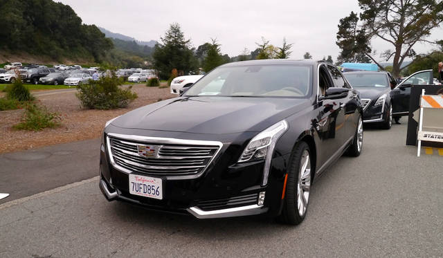 モンタレーカーウィークではゲストのシャトルとしても活躍