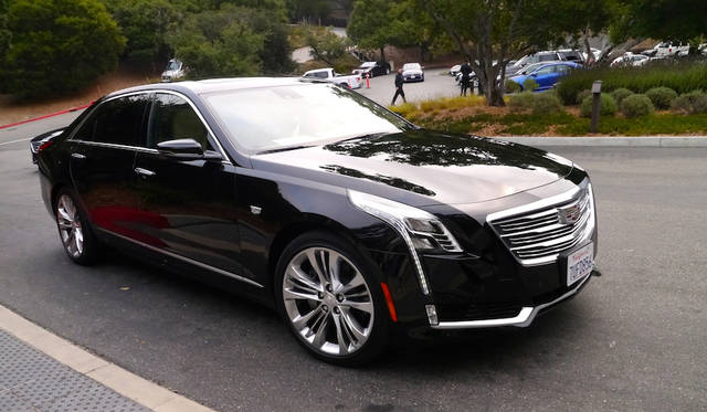 車重1920kgに抑えている