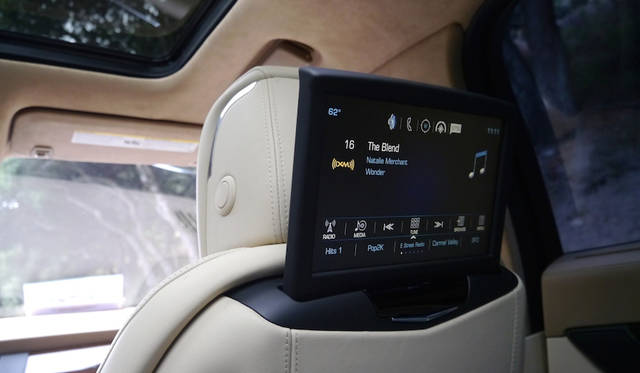 音楽はヘッドフォンで楽しむことも出来る