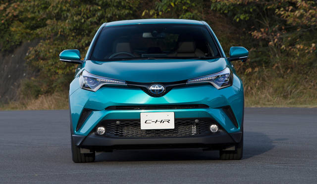 フロントマスクは「キーンルック」とトヨタが呼ぶ昨今のスタイリングアイデンティティに則ったもの