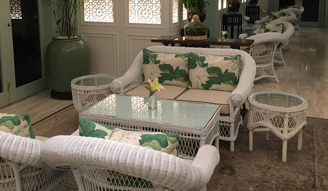 「オーサーズラウンジ」：アフタヌーンティも有名