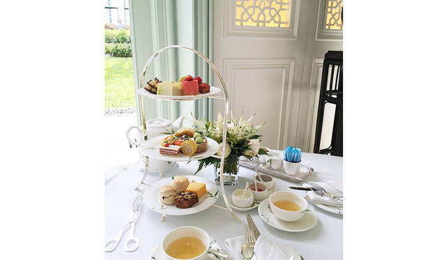 「オーサーズラウンジ」：アフタヌーンティも有名