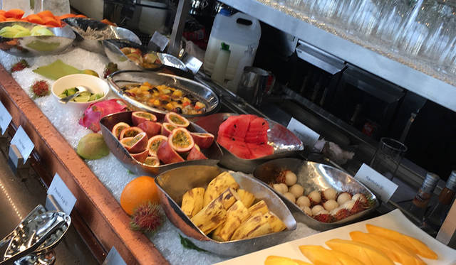 川沿いの優雅な朝食「ザ・リバーサイド　テラス」