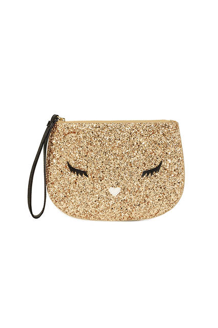 <strong>Pouch</strong><br /> 素材｜グリッターレザー<br /> 1万7000円(税抜)<br />