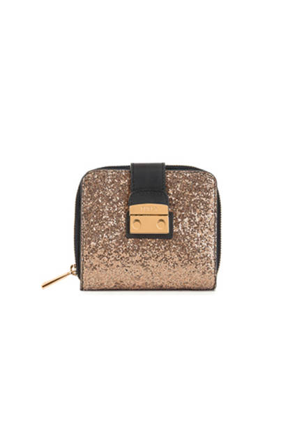 <strong>Wallet </strong><br /> W11 x H9cm<br /> 素材｜グリッターレザー <br /> 価格｜3万1000円(税抜) 12月7日発売予定 <br />