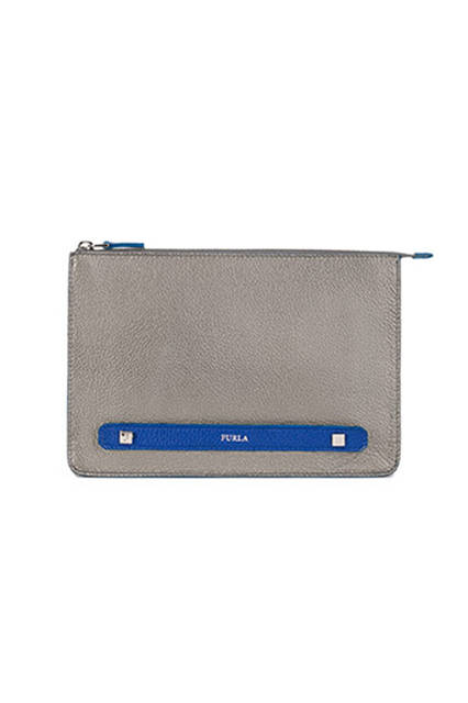 <strong>Clutch Bag</strong><br /> 素材｜カーフレザー<br /> 3万1000円(税抜)<br />
