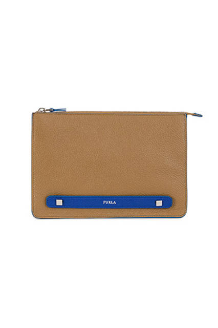 <strong>Clutch Bag</strong><br /> 素材｜カーフレザー<br /> 3万1000円(税抜)<br />